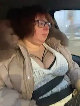 Snapshot of Tania-myr87_ZD chatting on December 14, 2024, 2:00 am Tania-myr87 ZD online show from December 14, 2024, 2:00 am