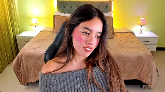  Charlotte evans 1 online show from September 16, 2025, 8:10 pm