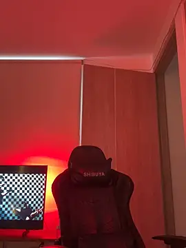 Snapshot of Jessie-pradoo chatting on October 31, 2025, 9:32 pm Jessie-pradoo online show from October 31, 2025, 9:32 pm