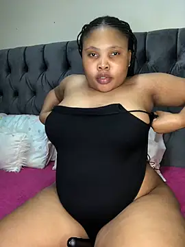 Snapshot of Anaelle24 chatting on May 21, 2026, 7:11 pm Anaelle24 online show from May 21, 2026, 7:11 pm
