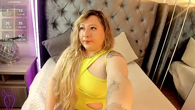 Kharla Marin online show from November 7, 2025, 12:42 pm