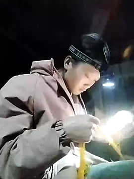 Snapshot of lytamye chatting on December 18, 2024, 11:24 am lytamye online show from December 18, 2024, 11:24 am