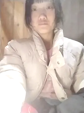 Snapshot of lytamye chatting on February 26, 2025, 10:16 am lytamye online show from February 26, 2025, 10:16 am