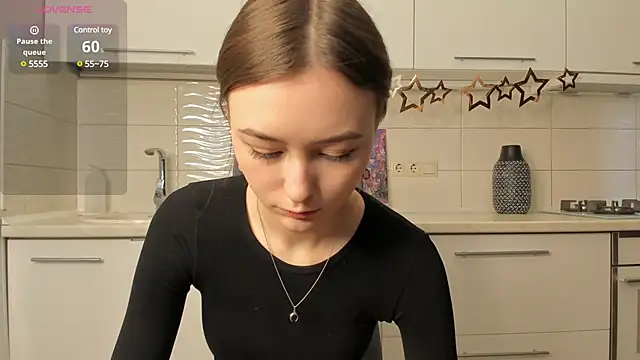 Snapshot of AngieDeans chatting on March 8, 2025, 4:23 am AngieDeans online show from March 8, 2025, 4:23 am