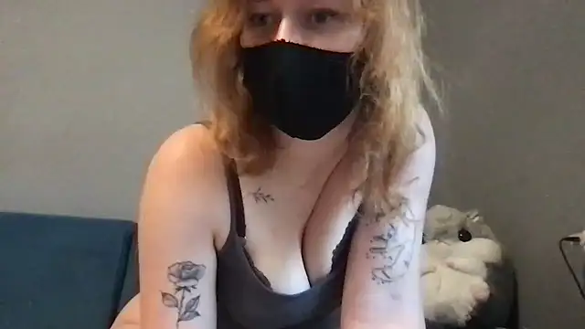 Snapshot of DirtyAlexIs chatting on January 2, 2025, 10:26 am DirtyAlexIs online show from January 2, 2025, 10:26 am