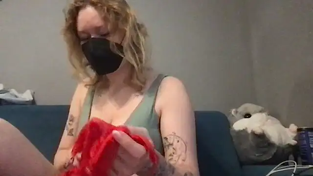 Snapshot of DirtyAlexIs chatting on December 16, 2024, 9:03 am DirtyAlexIs online show from December 16, 2024, 9:03 am