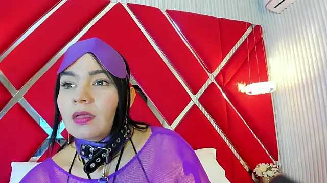 Snapshot of SusanCouper chatting on May 20, 2026, 4:53 am SusanCouper online show from May 20, 2026, 4:53 am