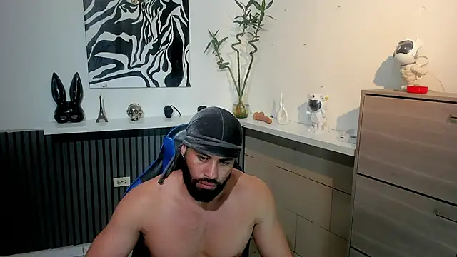 Snapshot of Daemon21 chatting on November 13, 2025, 11:30 pm Daemon21 online show from November 13, 2025, 11:30 pm