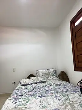 Snapshot of Im_Amelia chatting on November 5, 2025, 1:25 pm Im Amelia online show from November 5, 2025, 1:25 pm