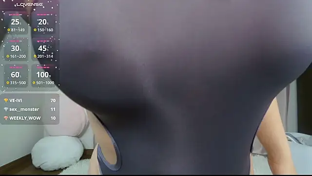 Snapshot of sara__xx__love chatting on March 22, 2025, 4:24 am sara  xx  love online show from March 22, 2025, 4:24 am