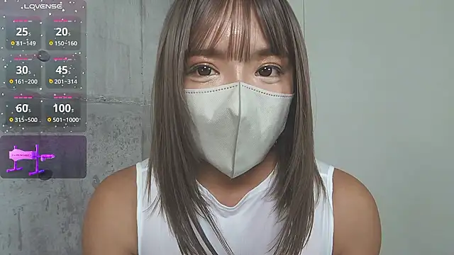 Snapshot of sara__xx__love chatting on September 12, 2025, 1:33 pm sara  xx  love online show from September 12, 2025, 1:33 pm