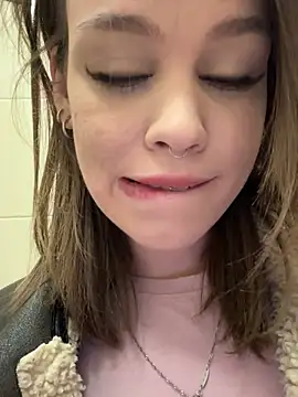 Street young online show from February 26, 2025, 4:05 pm