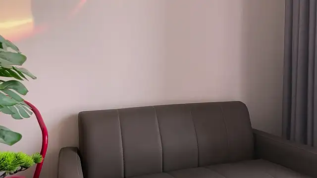 Snapshot of anahori__simon chatting on April 2, 2026, 12:29 am anahori simon online show from April 2, 2026, 12:29 am