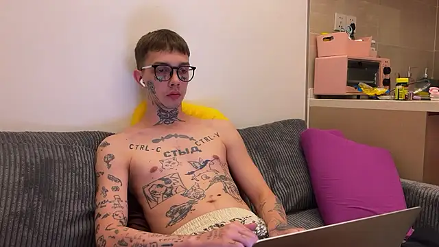 Snapshot of anahori__simon chatting on March 18, 2026, 11:46 am anahori simon online show from March 18, 2026, 11:46 am