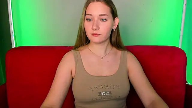 Snapshot of AlinaVice chatting on November 20, 2025, 12:55 am AlinaVice online show from November 20, 2025, 12:55 am