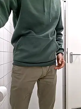 Snapshot of Sammoon chatting on February 25, 2025, 11:32 am Sammoon online show from February 25, 2025, 11:32 am