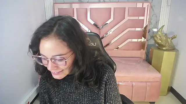 Snapshot of Tyna_ch chatting on January 27, 2025, 4:22 pm Tyna ch online show from January 27, 2025, 4:22 pm