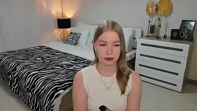 shy  lady online show from March 5, 2025, 12:27 am