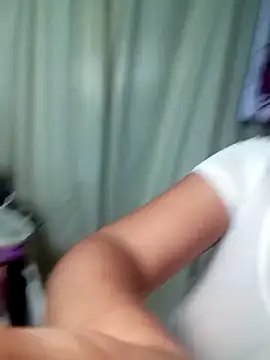 Kyara Queen online show from December 19, 2025, 7:49 pm