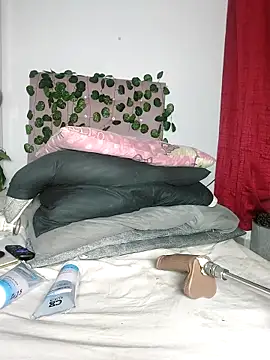 Snapshot of Lilithcaballero chatting on October 28, 2025, 1:06 am Lilithcaballero online show from October 28, 2025, 1:06 am