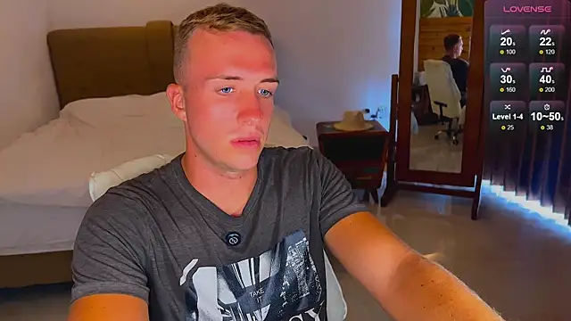 Snapshot of tommy_cumfinger chatting on November 3, 2025, 4:39 am tommy cumfinger online show from November 3, 2025, 4:39 am