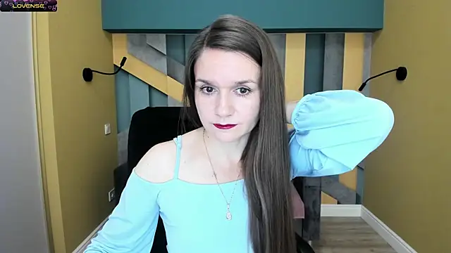 AriaGray online show from September 20, 2025, 8:58 pm