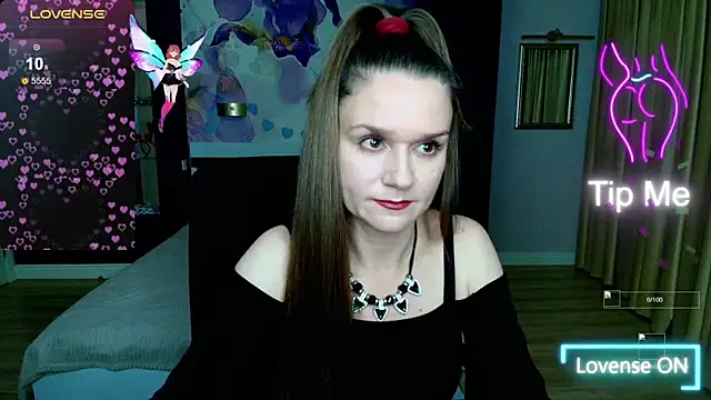 AriaGray online show from October 11, 2025, 11:39 pm