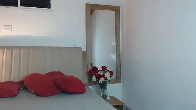 sabrina brunette online show from February 26, 2026, 2:44 am