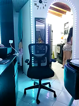 AbbyBaker222 online show from December 4, 2025, 8:24 am