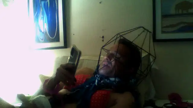 Snapshot of biguns2e chatting on October 26, 2025, 2:28 pm biguns2e online show from October 26, 2025, 2:28 pm