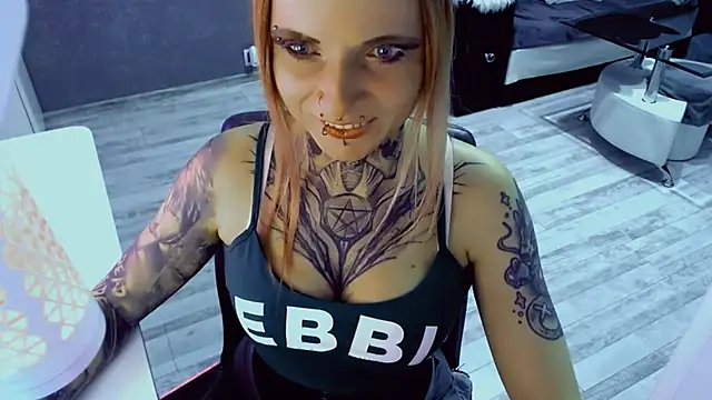 Snapshot of InesGold chatting on March 6, 2026, 9:21 pm InesGold online show from March 6, 2026, 9:21 pm