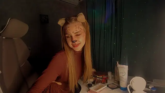 GraceTorrez online show from November 25, 2025, 8:42 pm