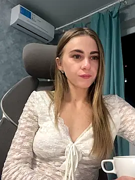 GraceTorrez online show from November 13, 2025, 4:00 pm