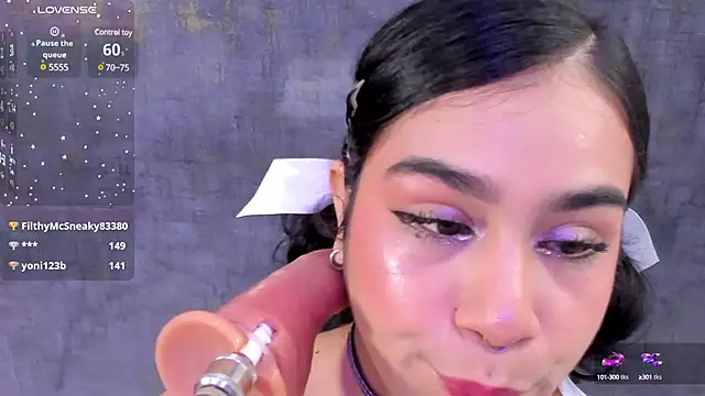 zyle boobs online show from March 12, 2025, 7:58 pm