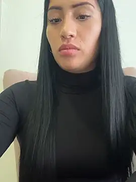 Snapshot of Sara_luna_ chatting on February 8, 2026, 5:10 pm Sara luna online show from February 8, 2026, 5:10 pm