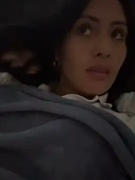 Snapshot of Sara_luna_ chatting on November 21, 2025, 7:57 pm Sara luna online show from November 21, 2025, 7:57 pm