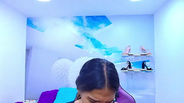 Snapshot of DEMI_LEED chatting on October 2, 2025, 12:41 pm DEMI LEED online show from October 2, 2025, 12:41 pm