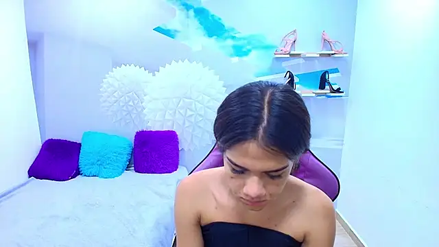 Snapshot of DEMI_LEED chatting on October 9, 2025, 11:22 am DEMI LEED online show from October 9, 2025, 11:22 am