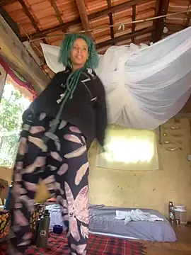 Snapshot of sammoura01 chatting on December 4, 2025, 12:04 pm sammoura01 online show from December 4, 2025, 12:04 pm