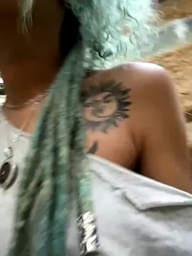 sammoura01 online show from September 14, 2025, 8:31 pm