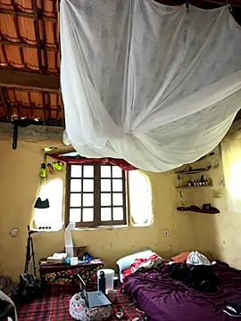 Snapshot of sammoura01 chatting on November 27, 2025, 2:50 pm sammoura01 online show from November 27, 2025, 2:50 pm