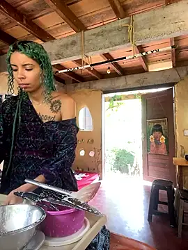 Snapshot of sammoura01 chatting on January 13, 2026, 1:37 pm sammoura01 online show from January 13, 2026, 1:37 pm