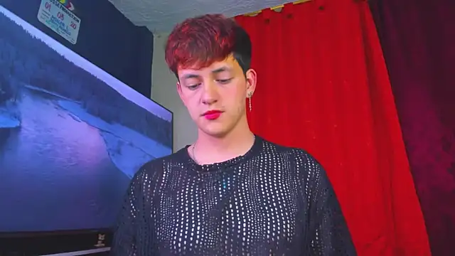 Snapshot of GabyThoms chatting on December 2, 2025, 12:44 am GabyThoms online show from December 2, 2025, 12:44 am