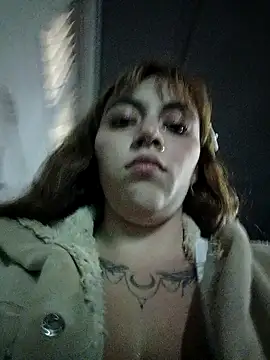 Snapshot of Isabella_Delight_ chatting on September 16, 2025, 1:17 am Isabella Delight online show from September 16, 2025, 1:17 am