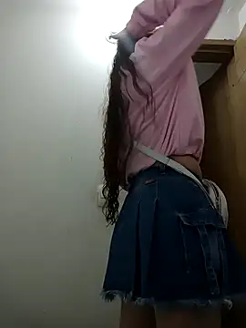 Snapshot of Isabella_Delight_ chatting on September 14, 2025, 11:05 pm Isabella Delight online show from September 14, 2025, 11:05 pm