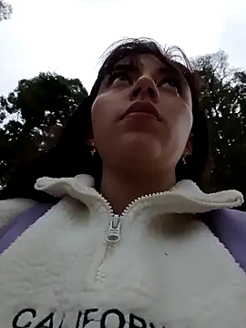 Snapshot of Isabella_Delight_ chatting on February 9, 2025, 7:52 pm Isabella Delight online show from February 9, 2025, 7:52 pm