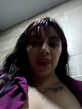 Snapshot of Isabella_Delight_ chatting on February 8, 2025, 11:34 pm Isabella Delight online show from February 8, 2025, 11:34 pm