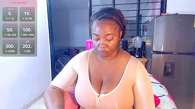 Snapshot of CiaraEbony chatting on February 27, 2025, 11:28 am CiaraEbony online show from February 27, 2025, 11:28 am