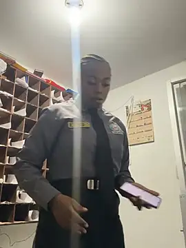 Snapshot of CiaraEbony chatting on April 13, 2026, 11:20 pm CiaraEbony online show from April 13, 2026, 11:20 pm