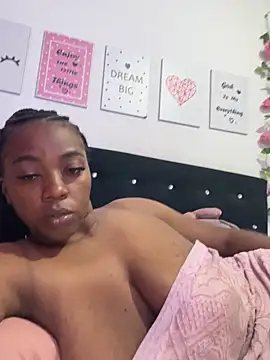 CiaraEbony online show from May 16, 2026, 1:48 am